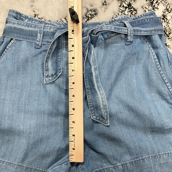 Elie Tahari Chambray Shorts Womens Size 4 Blue Tie Waist Lightweight Summer NWOT - Picture 4 of 12